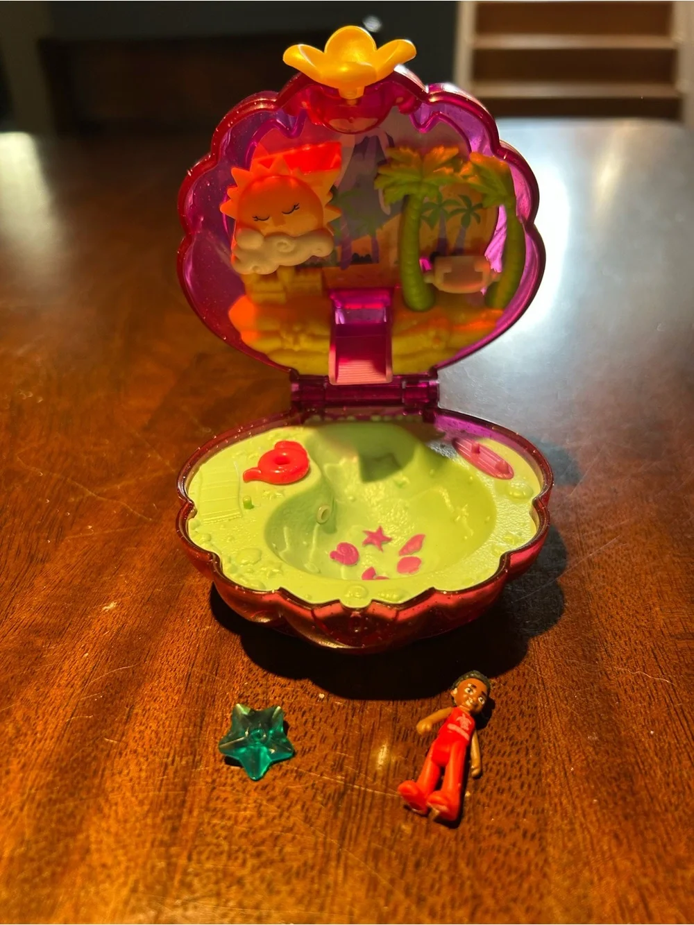 Large Lot of Polly Pockets and Accessories/Sets